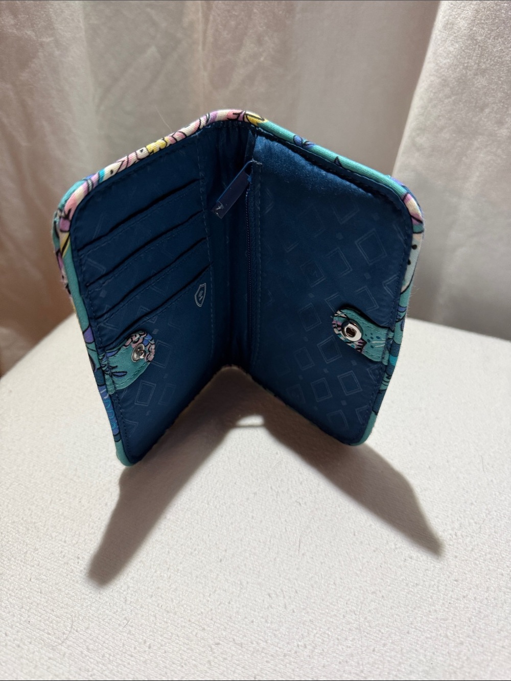 Vera Bradley Teal Floral Card Wallet - Picture 3 of 4